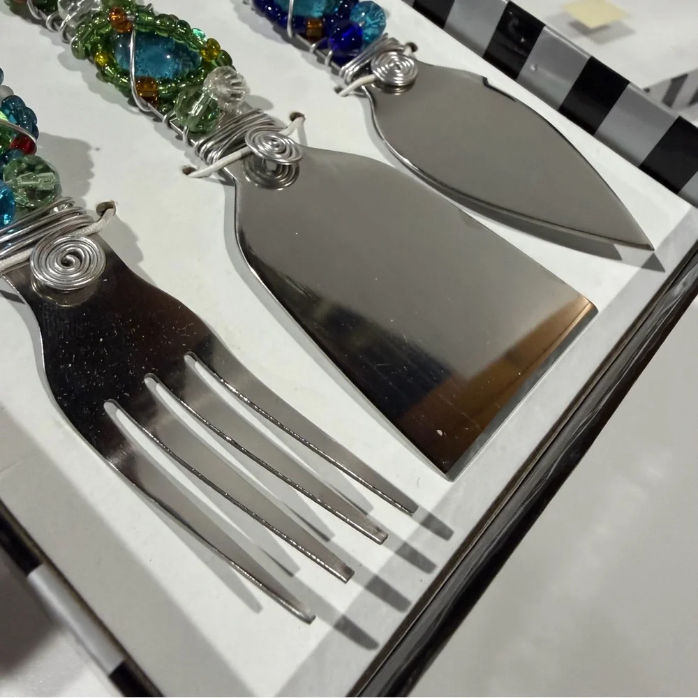 Vintage 90s Set of 3 Blue Green Wire Beaded Charcuterie Board Cheese Serving Set